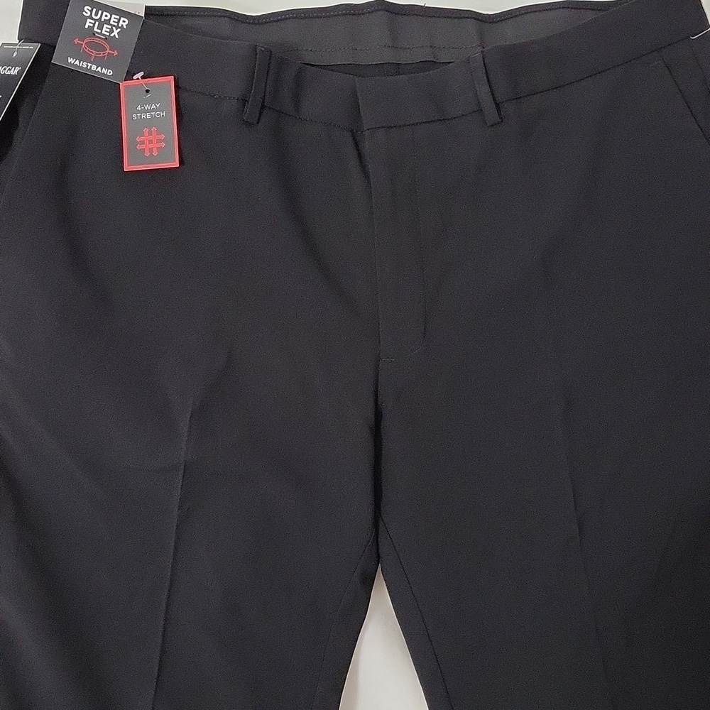 Haggar Classic Black Dress Pants for Men - Picture 4 of 9